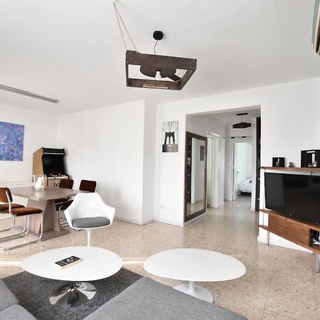 Glabur Stays - The Cozy 2 Bdr - Nicosia City, Free Parking & Wifi, Welcomes You!!! Nicósia Exterior foto