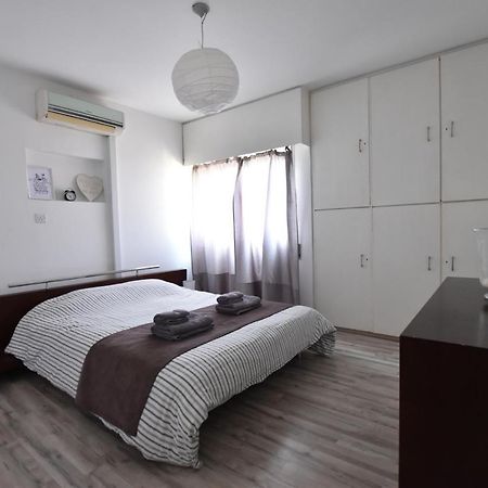 Glabur Stays - The Cozy 2 Bdr - Nicosia City, Free Parking & Wifi, Welcomes You!!! Nicósia Exterior foto