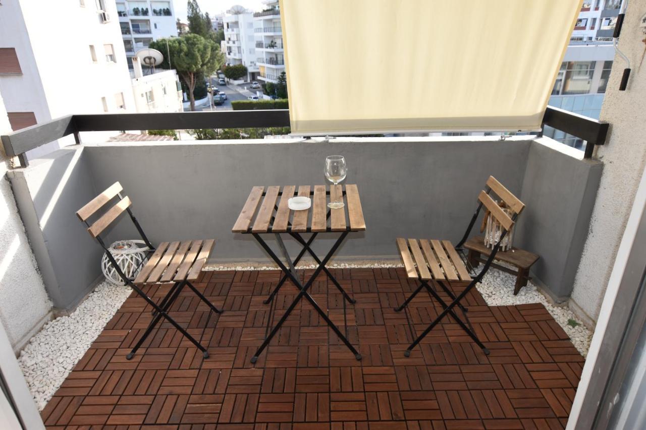 Glabur Stays - The Cozy 2 Bdr - Nicosia City, Free Parking & Wifi, Welcomes You!!! Nicósia Exterior foto